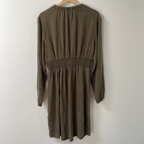 Velvet Heart Clarita Olive Dress Green Tencel Longsleeve Smocked Waist Large New - Picture 8 of 11